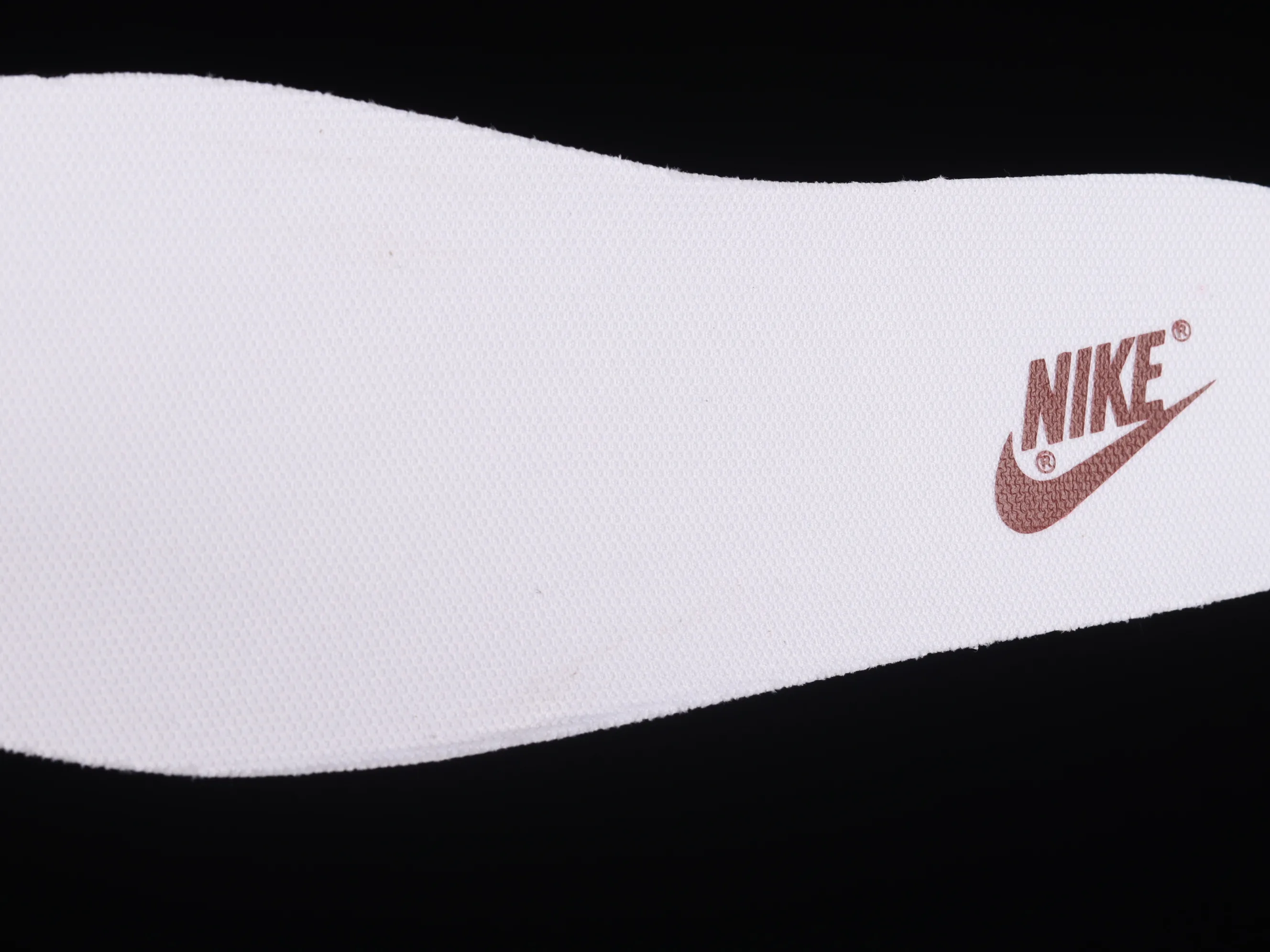 All Categories Nk SB Dunk Series Nk SB Dunk Low Low-top sneakers Nk SB Zoom Dunk Low X La eeb Qatar 2022 World Cup joint SB low-top sports and leisure sneakers DJ6188-006
